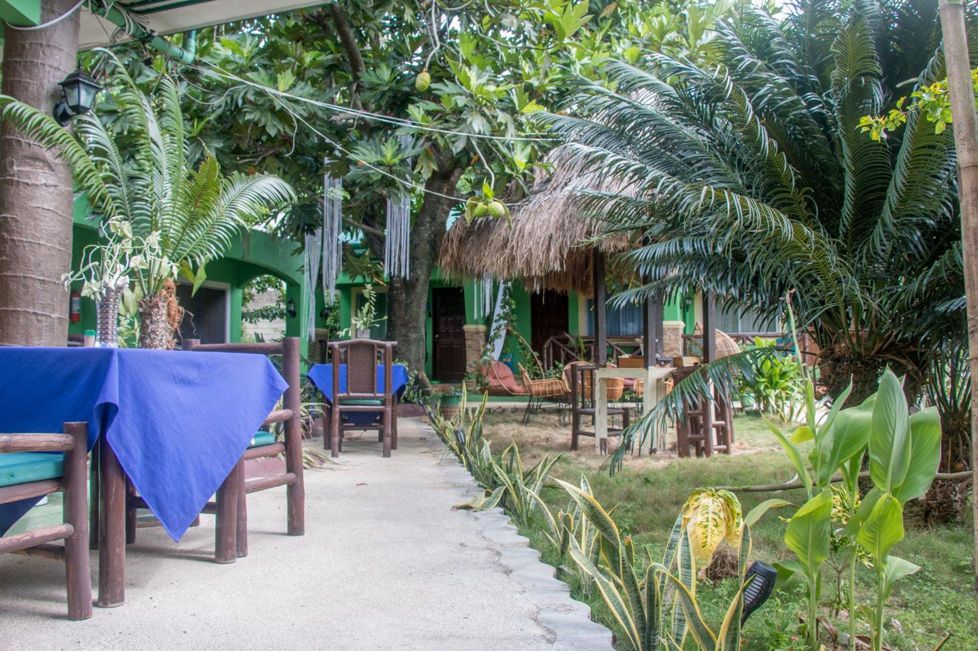 มูนไลต์ รีสอร์ต Hotel เกาะมาลาปัสกัว ภายนอก รูปภาพ