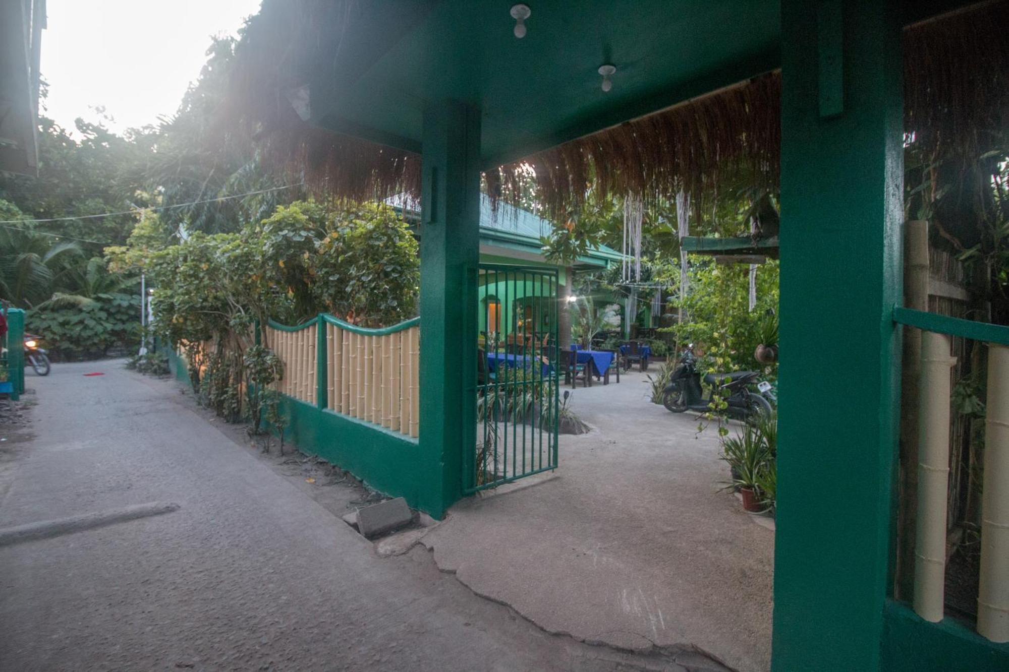 มูนไลต์ รีสอร์ต Hotel เกาะมาลาปัสกัว ภายนอก รูปภาพ